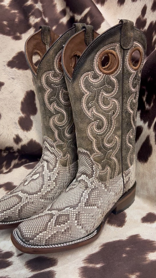 Circle G Natural Python Leather Boot Handcrafted Embroidery L8003